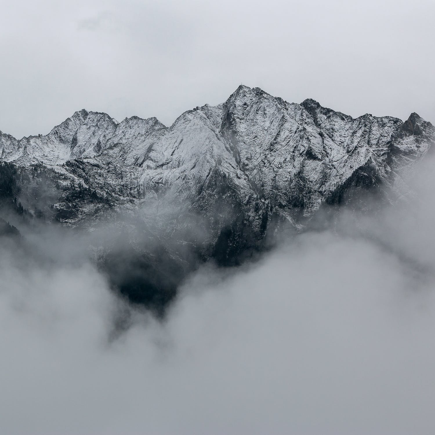 How to Read the Weather When High on the Mountains